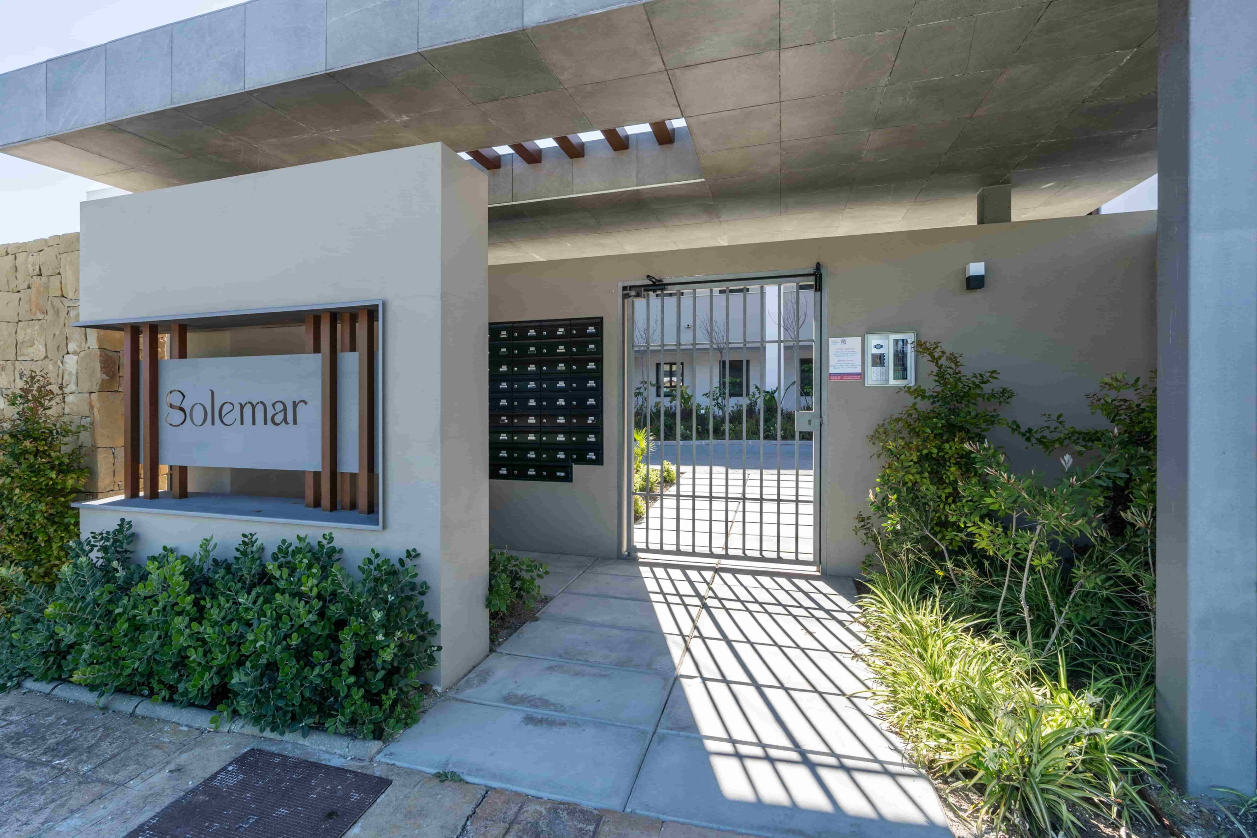 A8.1-Solemar-Fase3-apartments-Casares-entrance_Abril 25