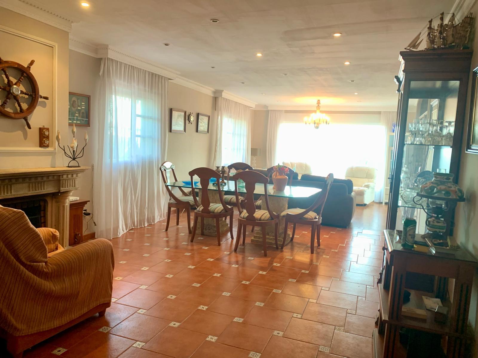 WhatsApp Image 2025-10-08 at 17.05.08