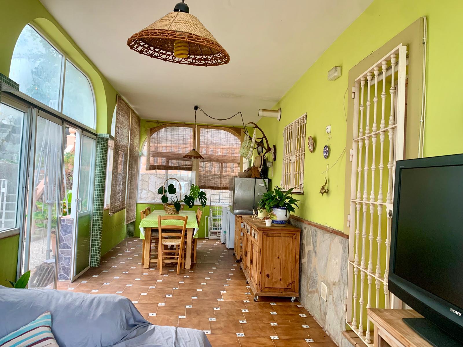 WhatsApp Image 2025-10-08 at 17.05.09 (1)