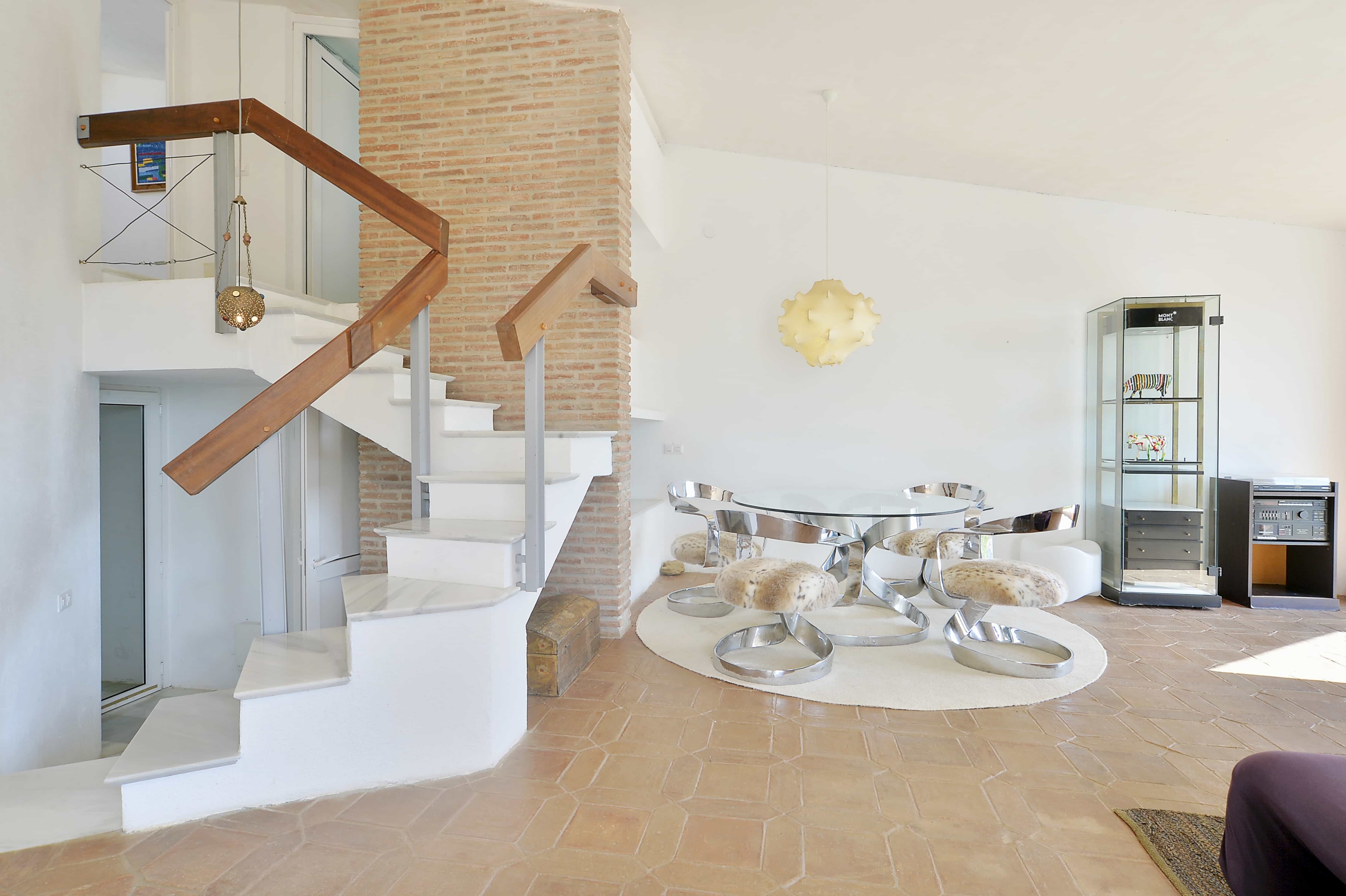 38 Small east living room