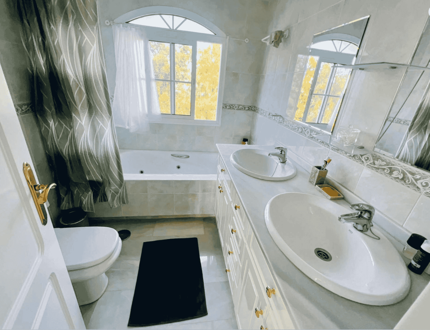 Screenshot 2025-11-10 142432