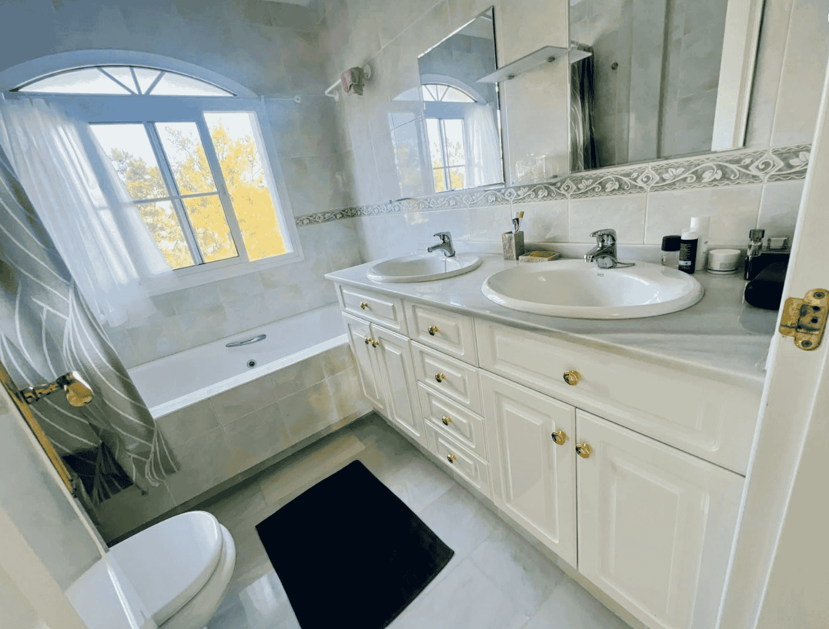 Screenshot 2025-11-10 142450